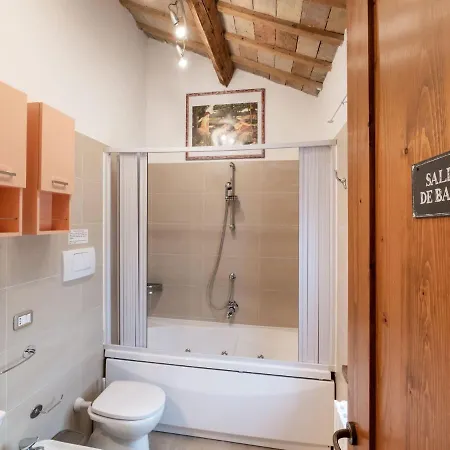 Apartment In Filottrano With Countryside Views Сasa de vacaciones *