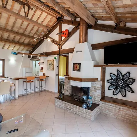 Apartment In Filottrano With Countryside Views *